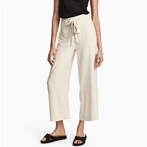 H&M Wide Leg Cropped Striped Pants
